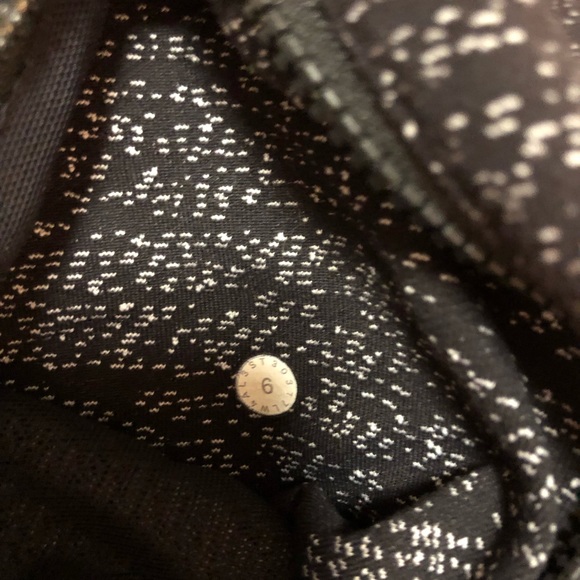 Lululemon Define Jacket, Size 6. Black and white (discontinued pattern). - Picture 5 of 8